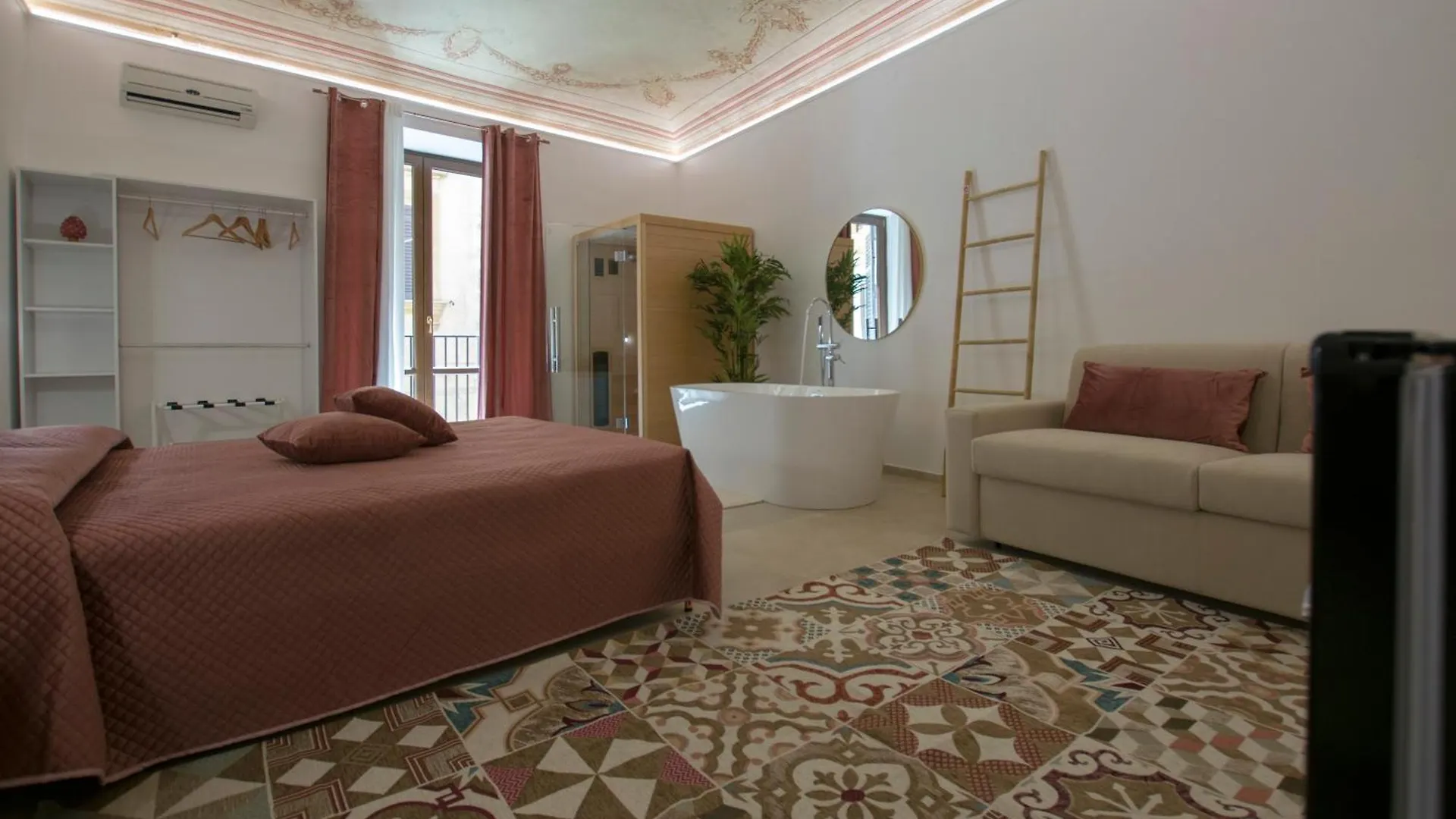 Massimo Rooms And Suite Palermo