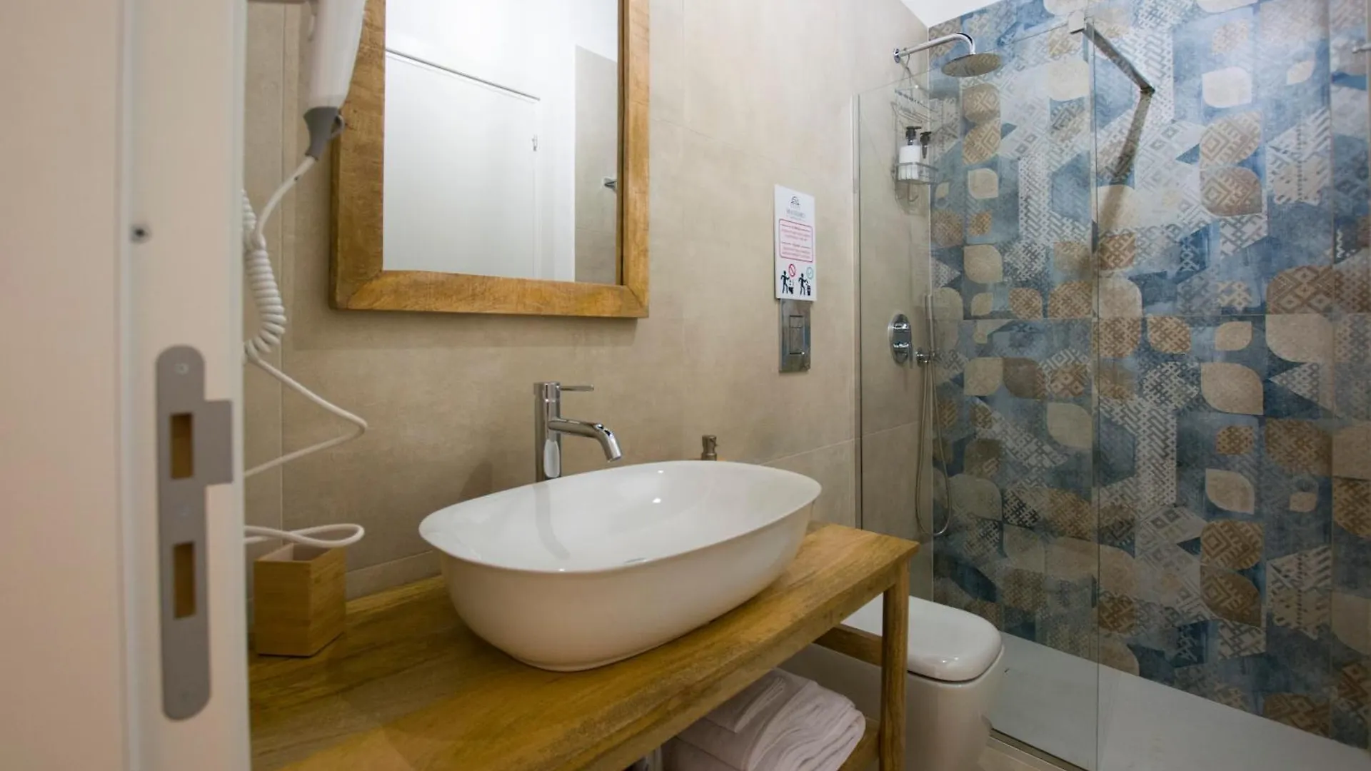 Massimo Rooms And Suite Palermo 0*,