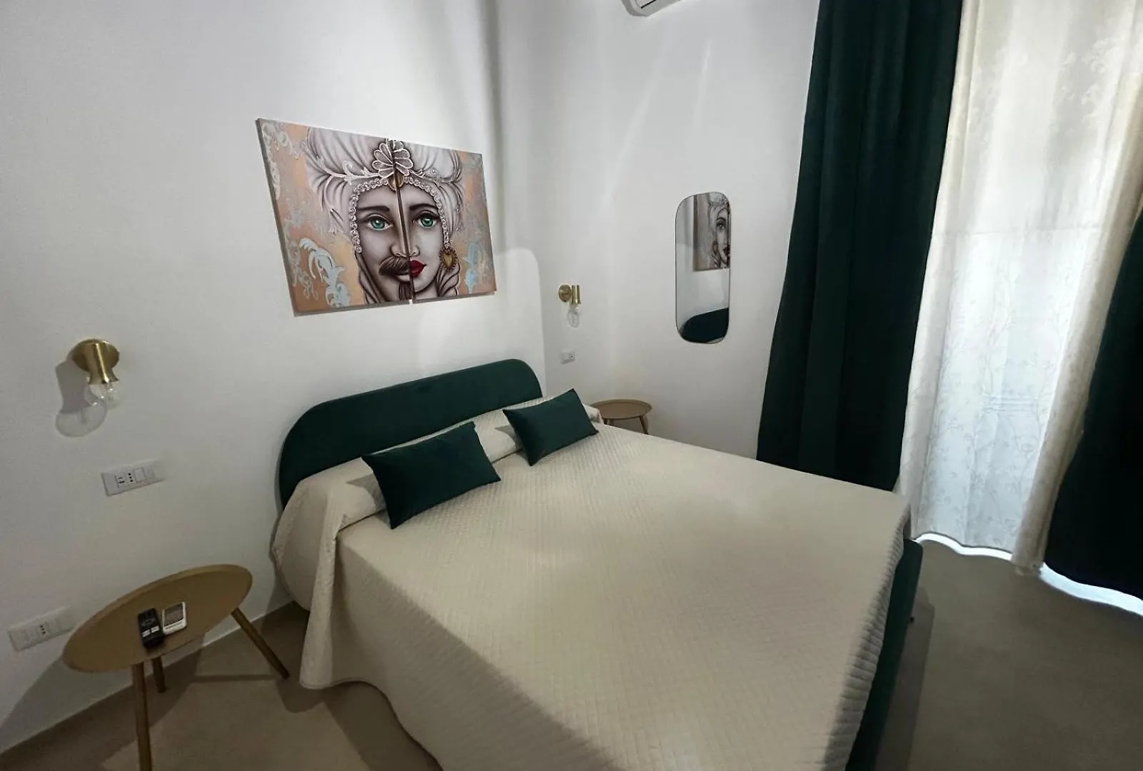 Massimo Rooms And Suite Palermo Konukevi