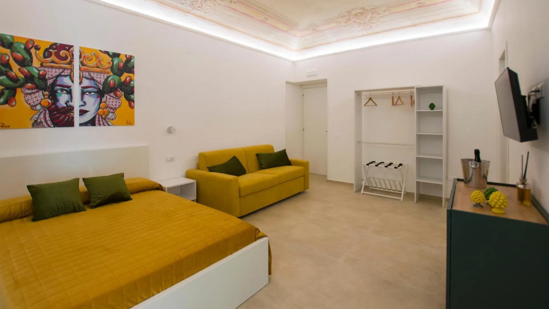 Massimo Rooms And Suite Palermo 0*,  İtalya