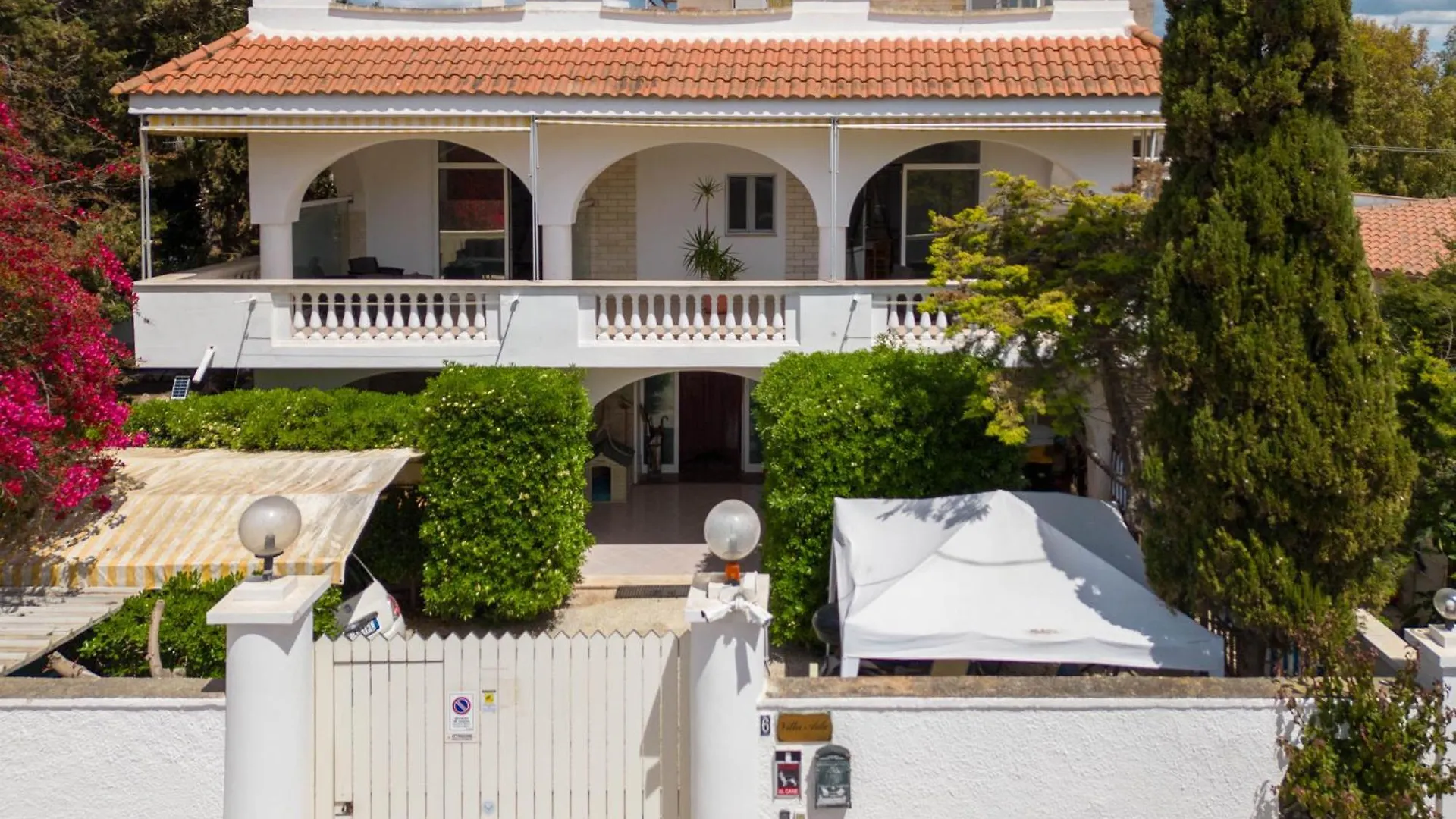 Konukevi Massimo Rooms And Suite Palermo